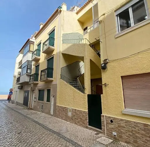 Junto A * Nazaré